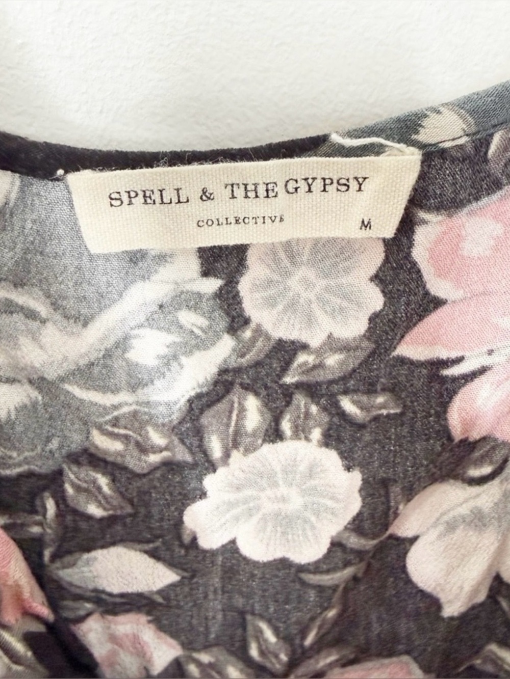 SPELL‎ & THE GYPSY COLLECTIVE | Black Floral
Winona Slip Midi Dress Medium Boho - Picture 3 of 5